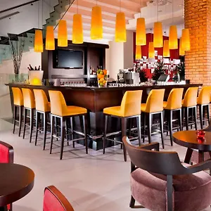 courtyard-by-marriott-budapest-city-center.inbudapesthotels.com/